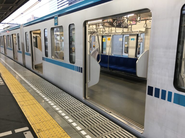 寬車門